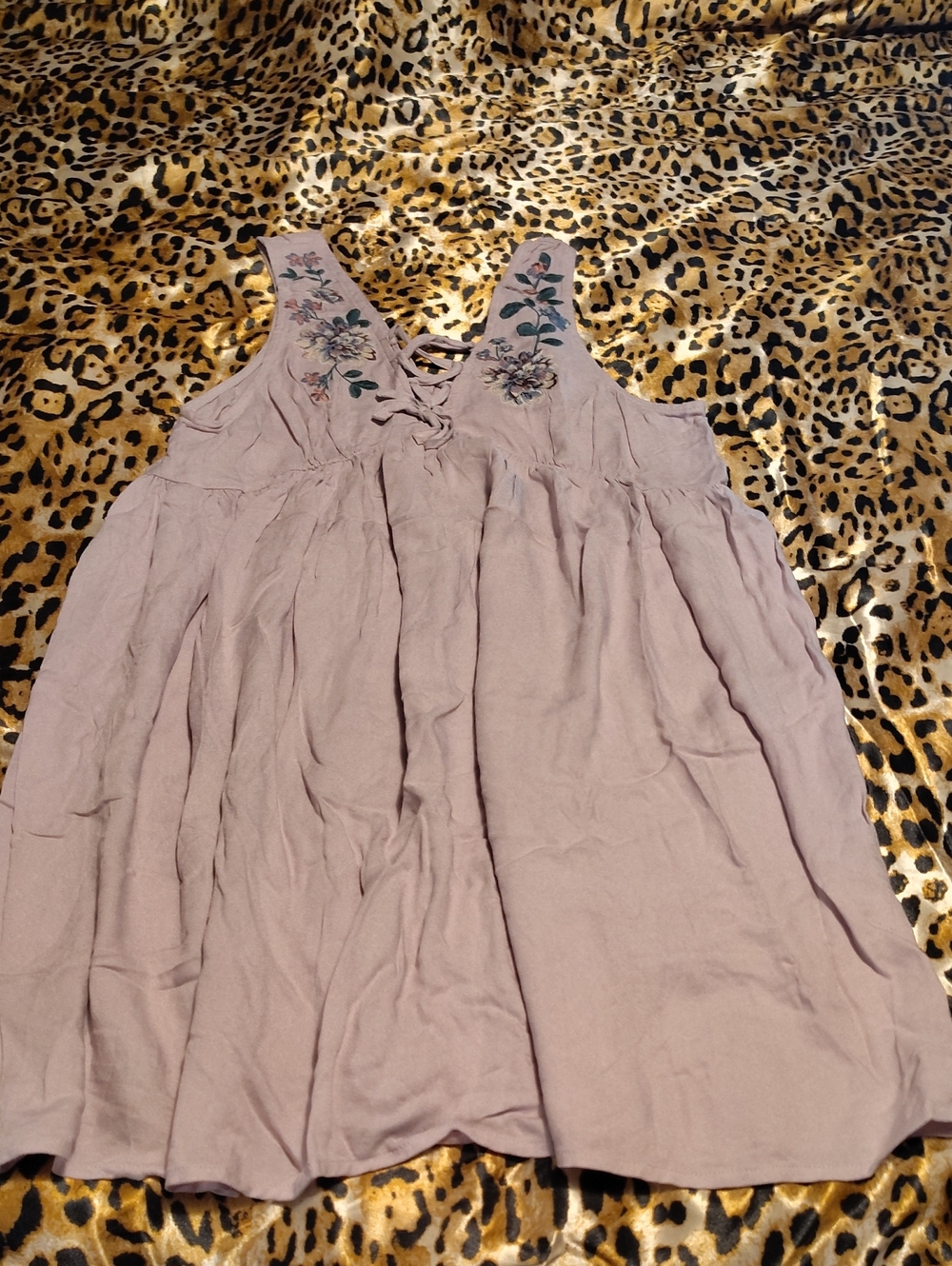 Aeropostale Lavender Embroidered Floral Tank